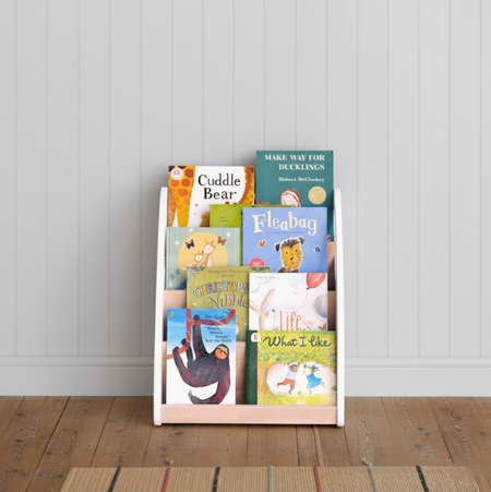 Montessori-Bücherregal