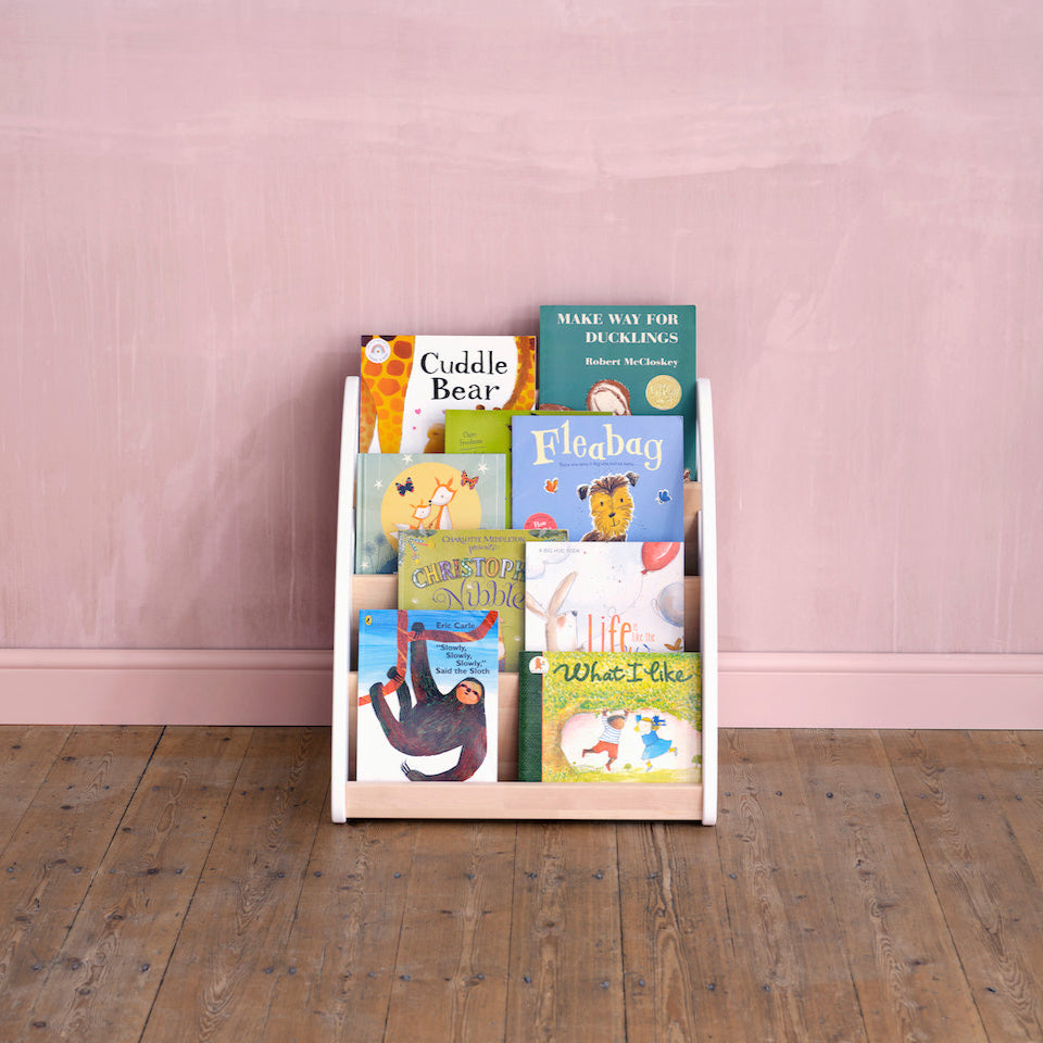 Montessori-Bücherregal